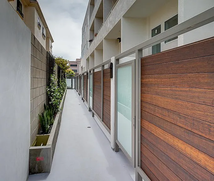 900 Wilshire Blvd #1 — Photo 12