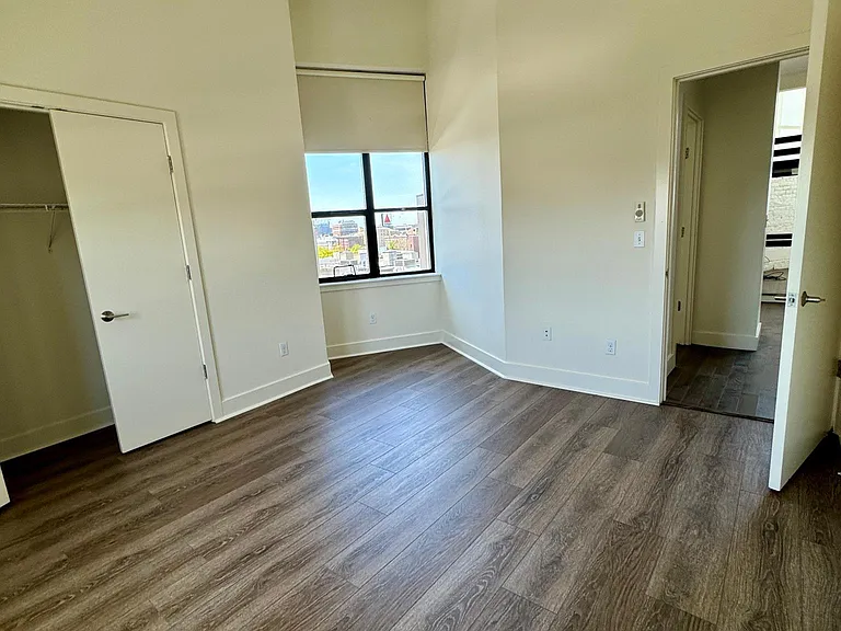 1124 Boylston St — Photo 10