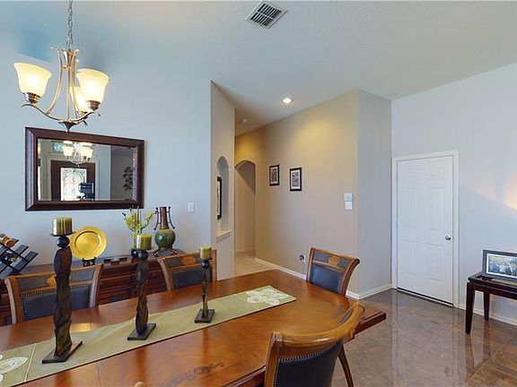 4th image of 7228 Kentish Dr