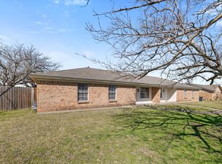 1201 N Nolan River Rd APT A, Cleburne, TX 76033