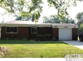 1865 Alton Cir, Commerce Township, MI 48390