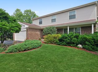 145 Burr Oak Ct, Deerfield, IL 60015