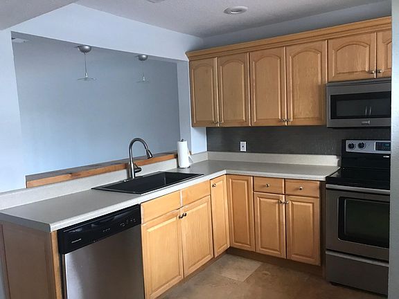 3rd image of 13517 S Indian River Dr APT 801