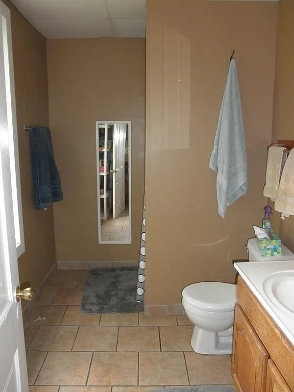 5 bed, 1500 sqft, $385 — Photo 2