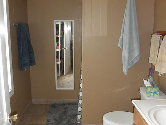 2nd image of 163 E 8th St