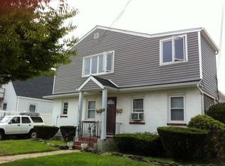 4288 New York Ave, Island Park, NY 11558