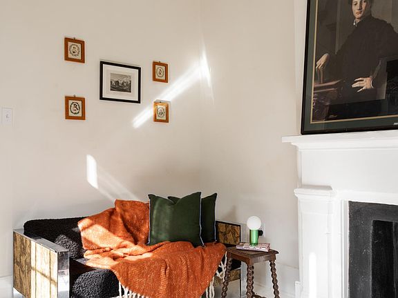 2nd image of 1406 Magazine St #B
