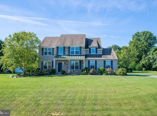 11 White Fox Run, Fleetwood, PA 19522
