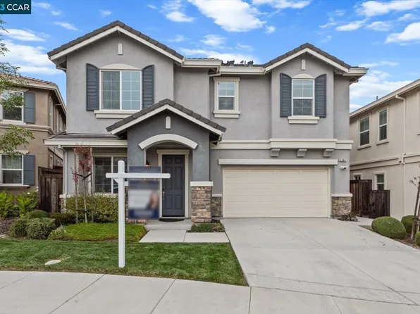 2884 Rio Seco Dr, Pittsburg, CA 94565