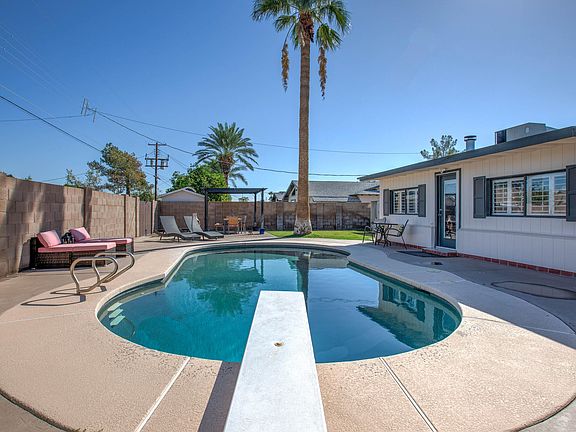3rd image of 8402 E Lewis Ave