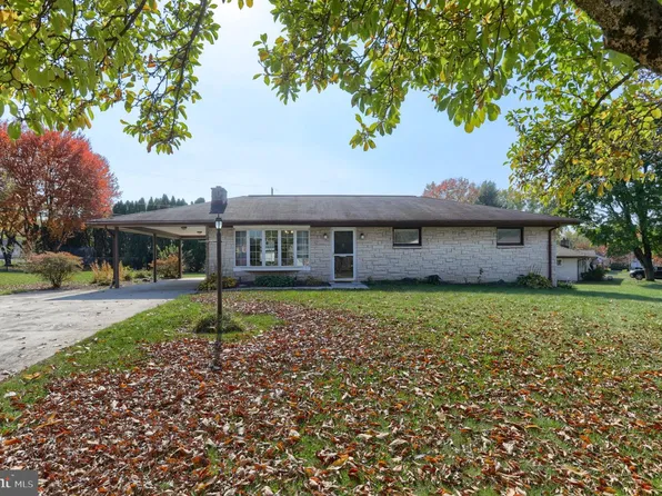 1119 Dartmouth Rd, Hummelstown, PA 17036