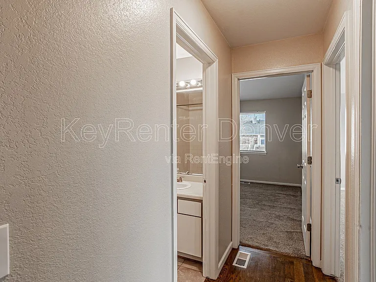 1099 S Walden Way #101 — Photo 2