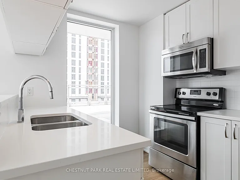 68 Merton St #805 — Photo 14