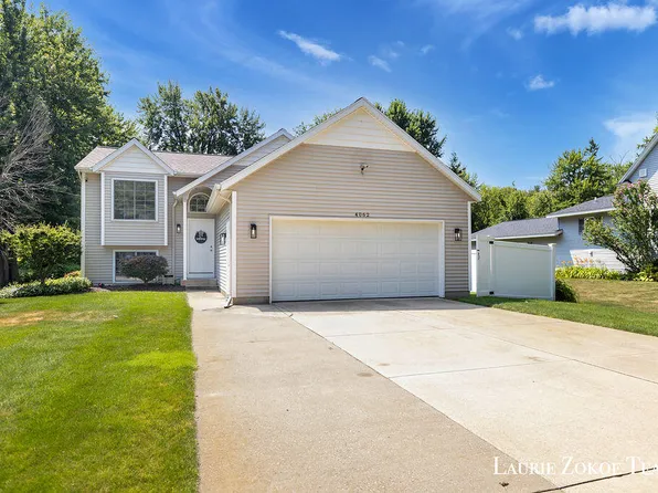 4062 Mohler St NW, Grand Rapids, MI 49534