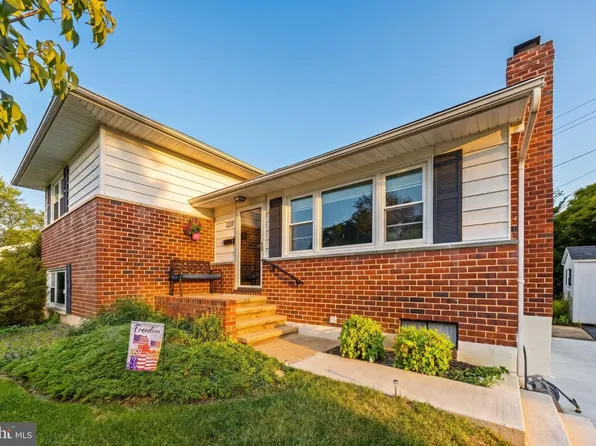 820 Scarlett Dr, Towson, MD 21286