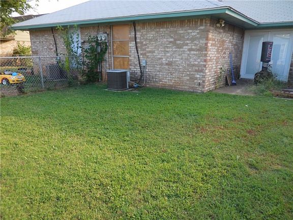 4th image of 2265 Donna Dr