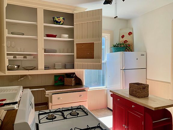 5th image of 12 Belair Ave #1