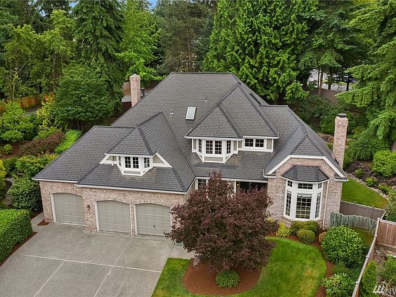 2nd image of 10414 180th Ct NE