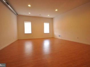 1305 N 15th St, Philadelphia, PA 19121