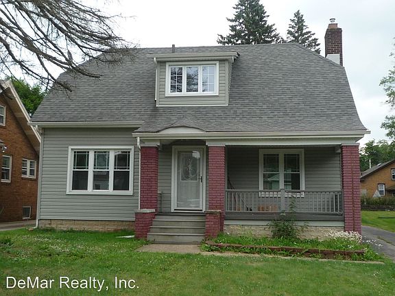 2nd image of 959 Lanterman Ave