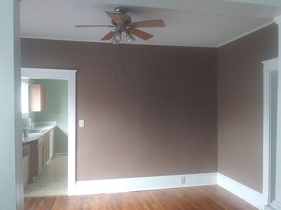 5th image of 1501 E Unaka Ave