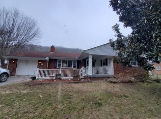 2910 Valley Ridge Rd, Covington, VA 24426