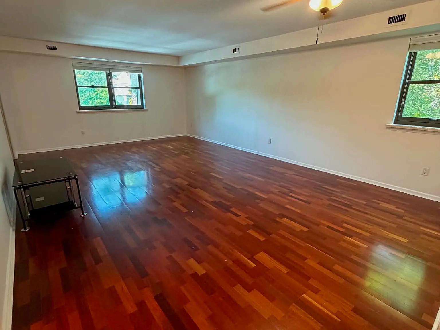 2 bed, 1264 sqft, $2,500 — Photo 3