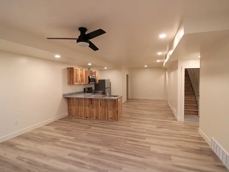 1519 N 200 E #BASEMENT — Photo 1