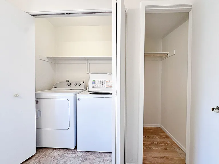 3317 Surfline Dr — Photo 23