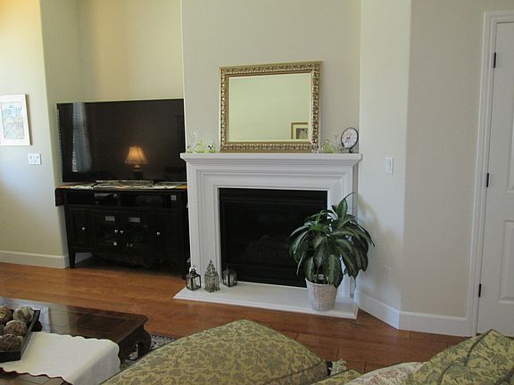 2nd image of 7240 Orchard Cir
