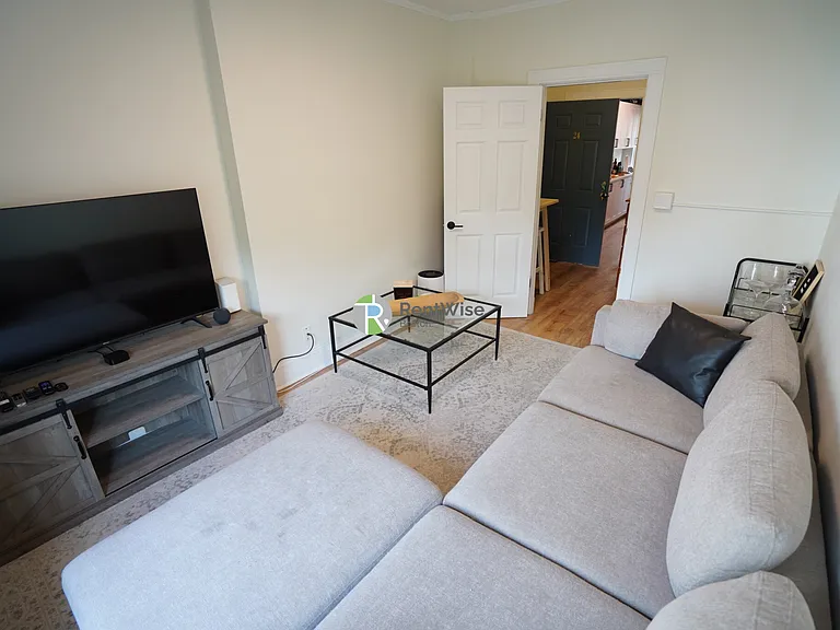 230 Walnut St #24 — Photo 23