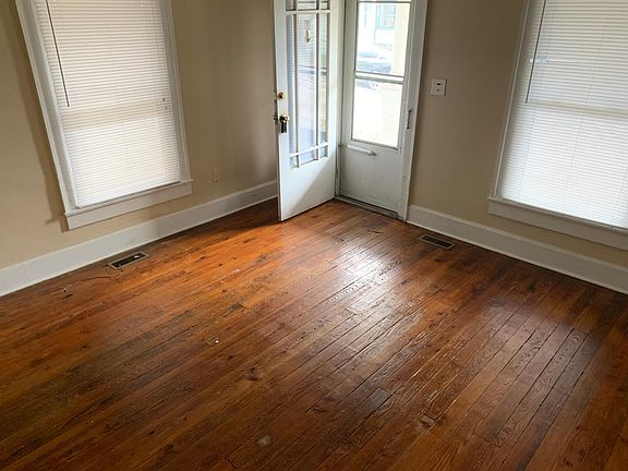 5th image of 1510 Saulcy St