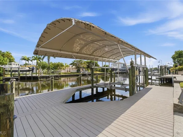 12304 Boat Shell Dr, Matlacha Isles, FL 33991