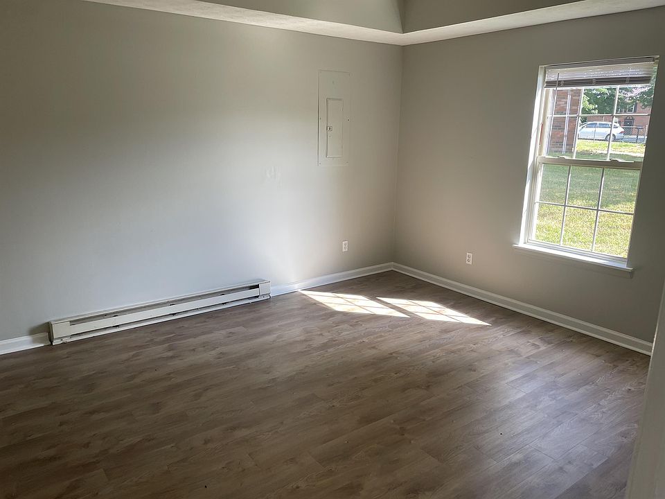 2nd image of 176 Spring Circle Dr #2