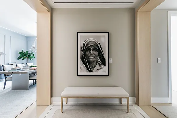 Sold by Compass | media 18