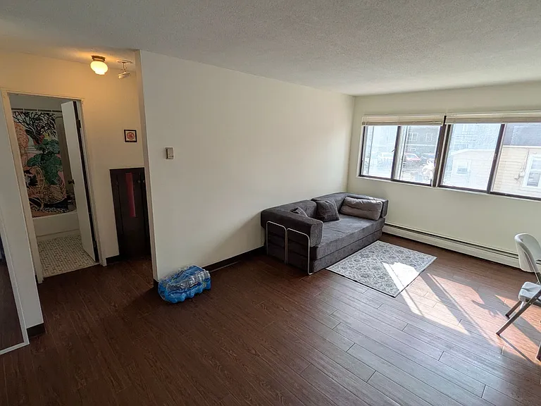 615 Ontario St SE — Photo 20