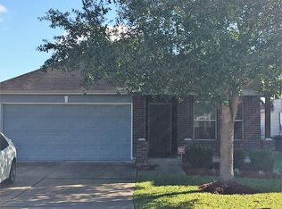 8111 Farthing Ln, Rosharon, TX 77583