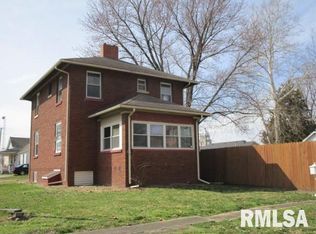 222 S Illinois St, Lewistown, IL