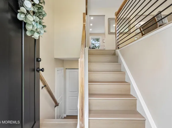 60 Woodland Road, Bayville, NJ 08721