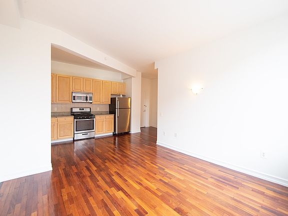2nd image of 191 St Nicholas Ave APT 4D