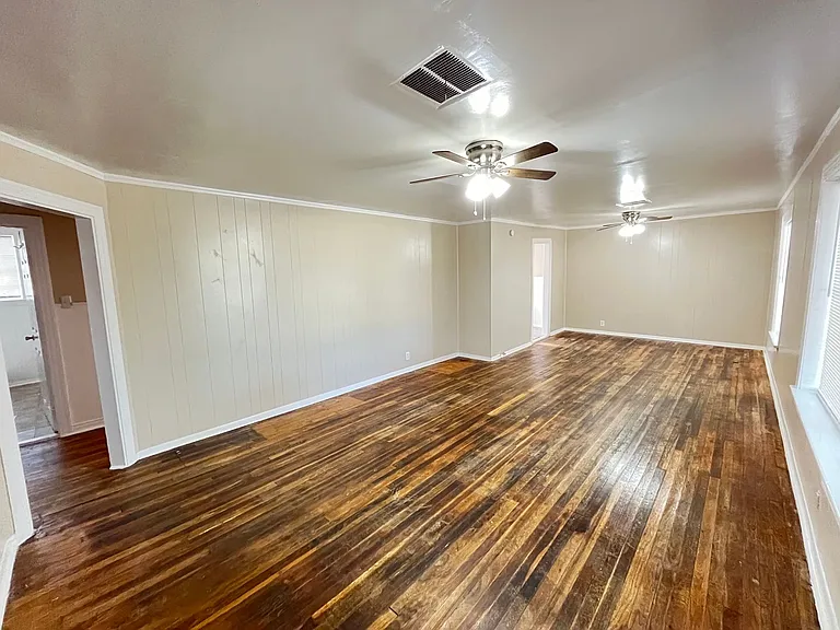 800 Audra Ln — Photo 38