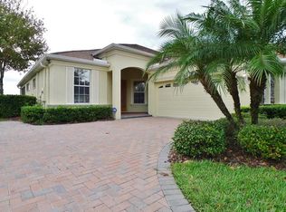 3801 Fawnmist Dr, Zephyrhills, FL 33544