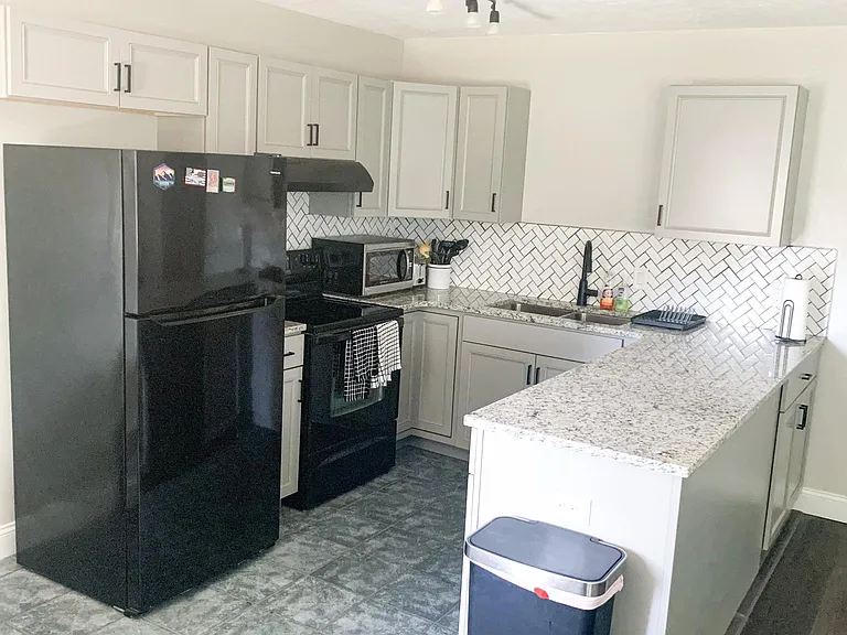 143 W Rainsong St — Photo 4