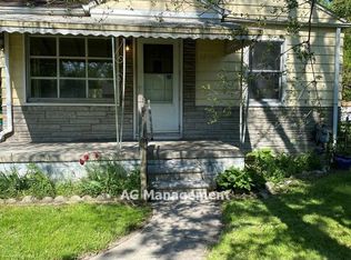 13060 Homefield St, Romulus, MI 48174