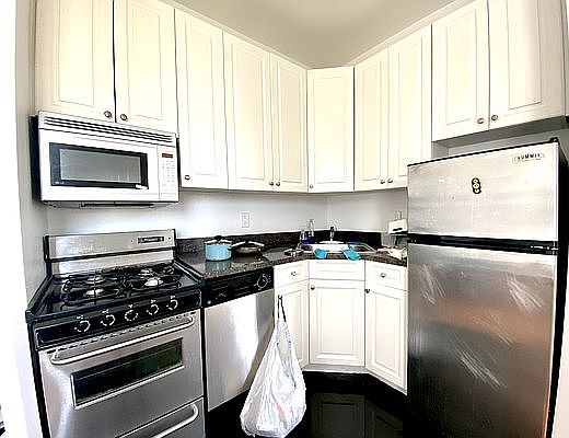 3rd image of 469 W 153rd St APT 5D