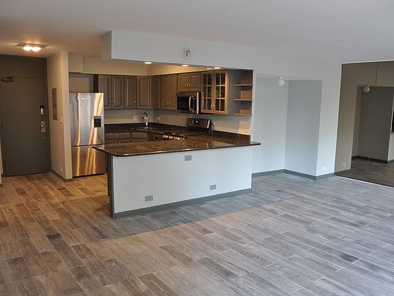 2nd image of 1000 N Lake Shore Dr APT 1401