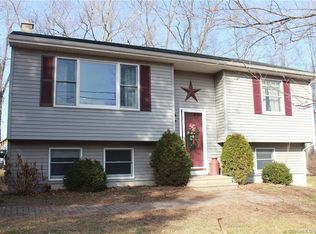 119 Diane Dr, Lebanon, CT 06249