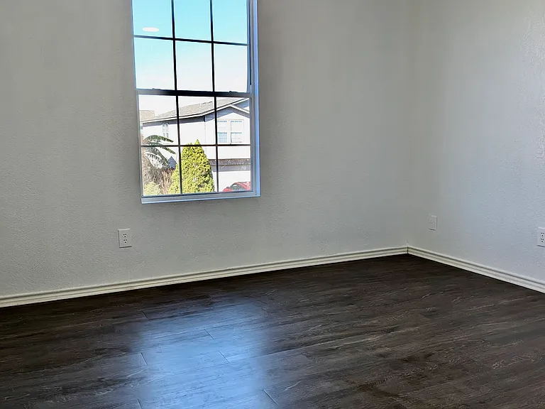 9710 Amber Cv — Photo 9