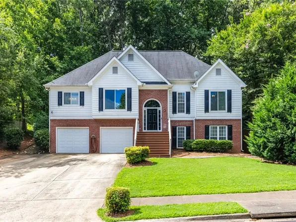 106 Hearthstone Dr, Woodstock, GA 30189