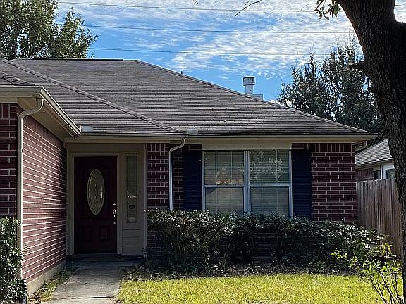 3rd image of 12019 Piney Bend Dr